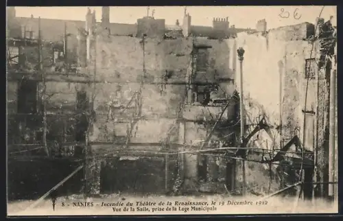 AK Nantes, Incendie du Théatre de la Renaissance, le 19 Décembre 1912, Vue de la Salle, Brand