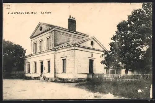 AK Villeperdue, La Gare, Bahnhof