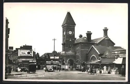 AK Forest Hill, Forest Hill Station