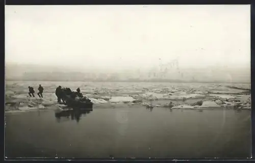 AK Gorinchem, Teilansicht mit zugefrorenem Fluss und Boot