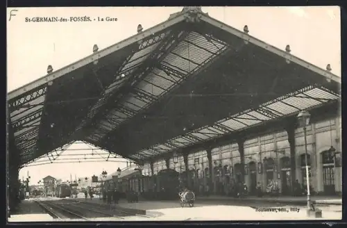 AK St-Germain-des-Fossés, La Gare