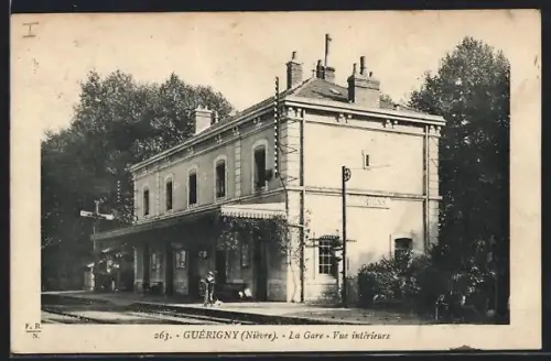 AK Guérigny /Nièvre, La Gare, Vue intérieure