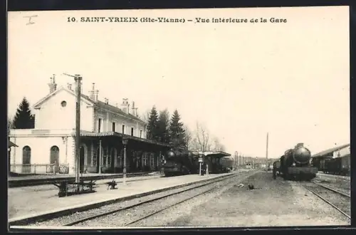 AK Saint-Yrieix /Hte-Vienne, Vue intérieure de la Gare
