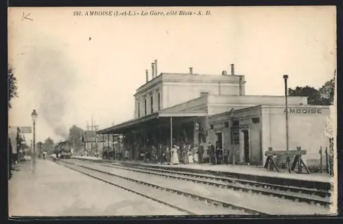 AK Amboise /Indre-et-Loire, La Gare, Bahnhof