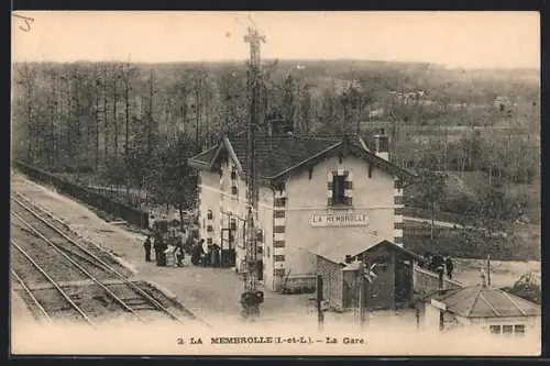 AK La Membrolle /Indre-et-Loire, La Gare, Bahnhof