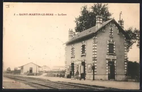 AK Saint-Martin-le-Beau, La Gare, Bahnhof