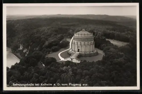 AK Kelheim a. D., Befreiungshalle vom Flugzeug aus
