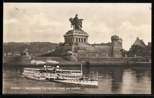 AK Koblenz, Das deutsche Eck mit Denkmal von der Mosel aus gesehen