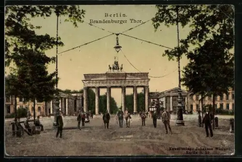 AK Berlin-Tiergarten, Frontalansicht Brandenburger Tor