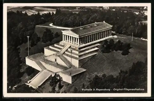 AK Regensburg, Tempel Walhalla aus der Vogelschau, Fliegeraufnahme