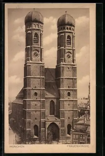 AK München, Blick zur Frauenkirche