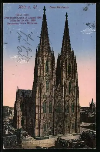 AK Köln a. Rhein, Dom, Blick über die Wohnhäuser auf die Westseite und die Türme