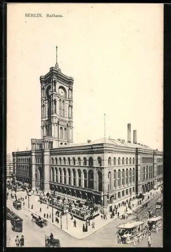 AK Berlin, Stralauer Strasse mit Rathaus, Ecke Königstrasse