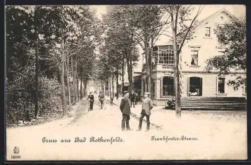 AK Bad Rothenfelde, Frankfurter-Strasse, Strassenansicht, Bäume, Gebäude
