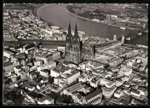 AK Köln, Totalansicht mit Rhein, Fliegeraufnahme