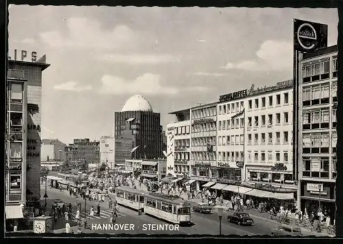AK Hannover, Steintor mit Kuppel-Hochhaus, Strassenbahn