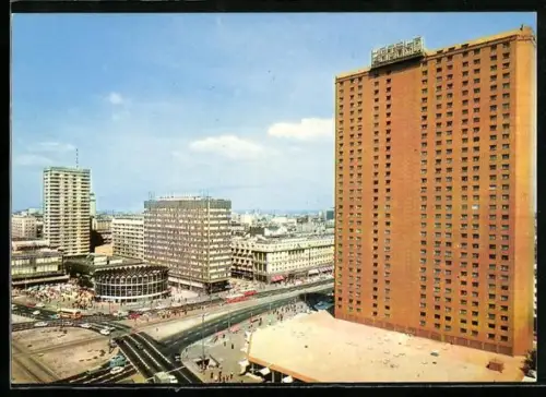 AK Warszawa, Hotel Forum