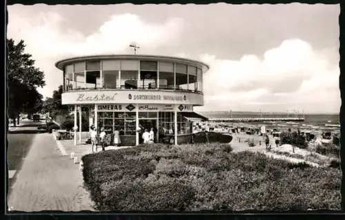 AK Scharbeutz, Gaststätte Bastei mit Strasse und Strand