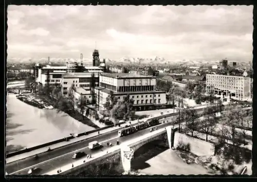 AK München, Ludwigsbrücke mit Deutschem Museum aus der Vogelschau