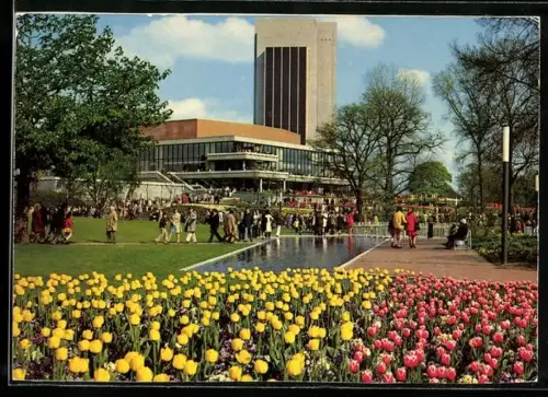 AK Hamburg, IGA 1973, Congress-Centrum mit Hamburg-Plaza, Tulpen