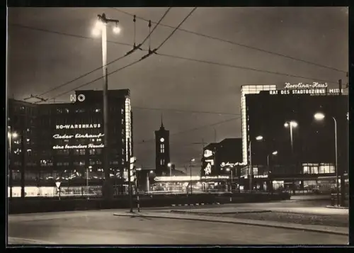 AK Berlin, Alexanderplatz mit HO-Warenhaus bie Nacht
