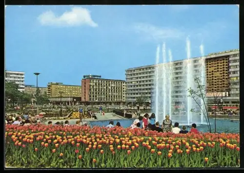 AK Karl-Marx-Stadt, Blick vom Karl-Marx-Platz zur Strasse der Nationen, Hochhäuser