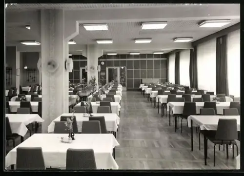 AK Leutenberg /Thür., FDGB-Erholungsheim Katja Niederkirchner, Speisesaal, Innenansicht