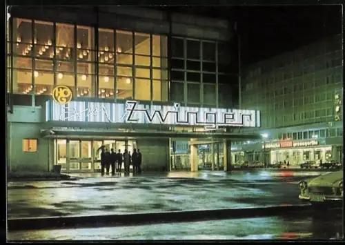 AK Dresden, HO-Gaststätte Am Zwinger bei Nacht