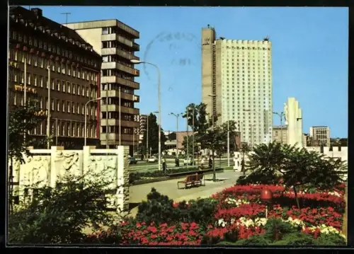 AK Karl-Marx-Stadt, Karl-Marx-Allee mit Interhotel Kongress
