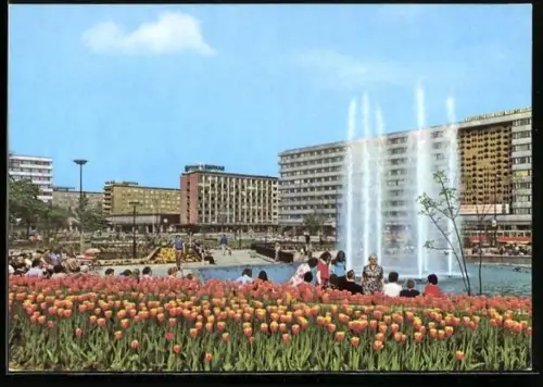 AK Karl-Marx-Stadt, Blick vom Karl-Marx-Platz zur Strasse der Nationen, Hochhäuser