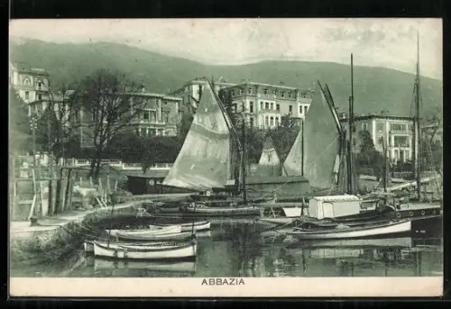 AK Abbazia, Boote im Hafen