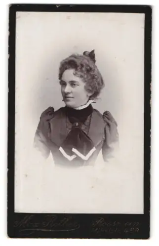 Fotografie Max Rother, Rosswein, Mittelstr. 488, Porträt einer jungen Frau