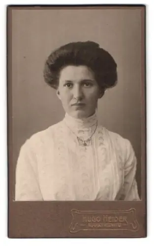 Fotografie Hugo Heider, Marktredwitz, Portrait einer Frau