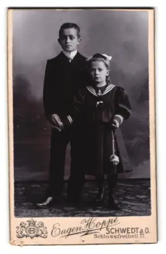 Fotografie Eugen Hoppe, Schwedt a. O., Schlossfreiheit 77, Kinder in eleganter Kleidung