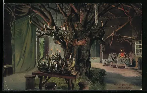AK Hundinghütte bei Linderhof, Innenansicht mit Kerzen u. Feuerstelle