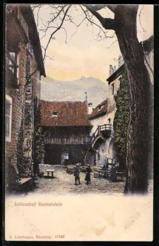 AK Runkelstein, Schlosshof mit Leuten