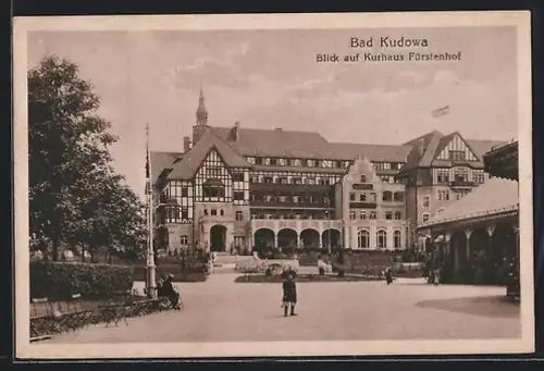 Mini-AK Bad Kudowa, Kurhaus Fürstenhof mit Grünanlagen