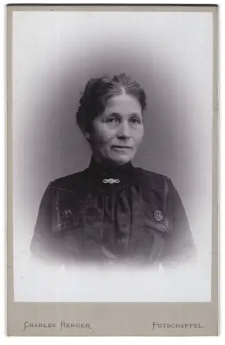 Fotografie Charles Berger, Potschappel, Porträt einer Frau