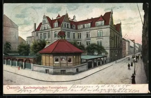 AK Chemnitz, Strassenpartiemit Vereinshaus, Fussgänger