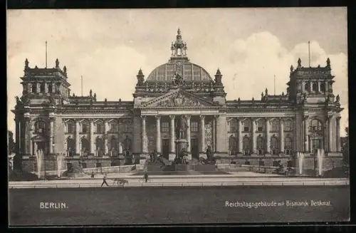 AK Berlin, Reichstagsgebäude, Bismarck-Denkmal