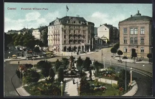 AK Cassel, Friedrich-Wilhelm-Platz aus der Vogelschau, Strassenbahn