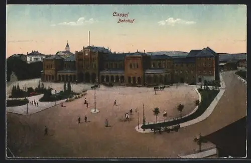 AK Kassel, Bahnhofsansicht mit Vorplatz