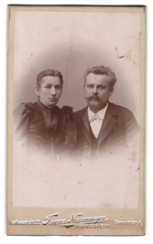 Fotografie Franz Neumayer, München, Neuhauserstr. 29, Porträt eines Paares