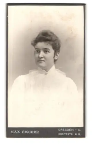 Fotografie Max Fischer, Dresden, Moritzstr. 8 B, Porträt einer Dame