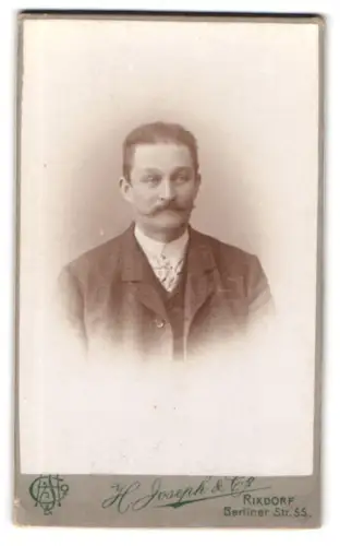 Fotografie H. Joseph & Co., Berlin-Rixdorf, Berliner Str. 55, Porträt eines Mannes