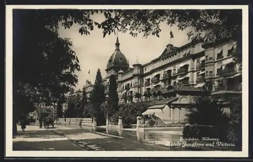 AK Interlaken, Höheweg mit Hotels Jungfrau und Victoria
