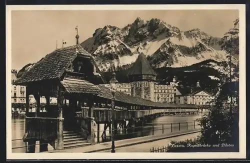 AK Luzern, Partie mit Kapellbrücke und Pilatus