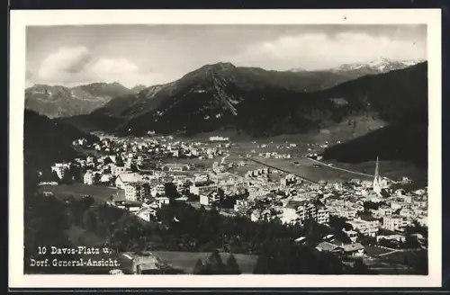 AK Davos, General-Ansicht Platz und Dorf