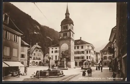 AK Altdorf, Dorfplatz mit Telldenkmal und Strassenbahn