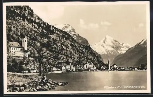 AK Flüelen, Ortsansicht mit Bristenstock, Kirche